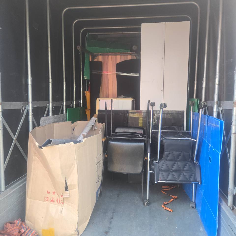 광양시 광양읍에서 광양시 광양읍 책장2개 테이블1개  소형냉장고 외잔짐 용달이사 사례 사진 1